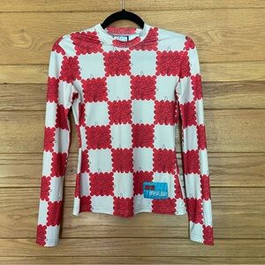 Mukzin red printed long sleeve top